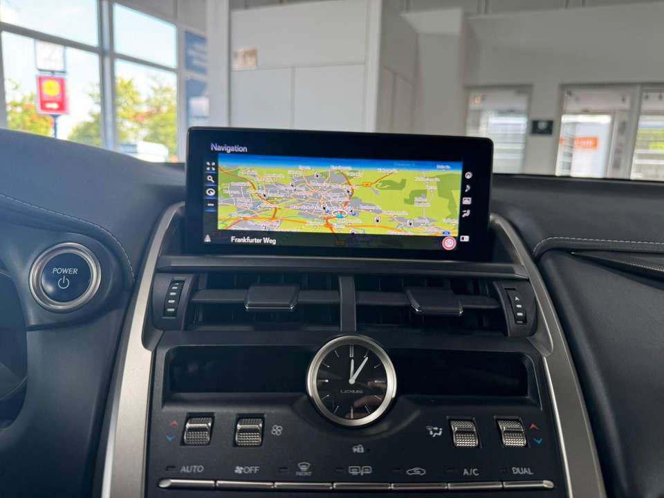 Lexus NX 300 - Imagem 12