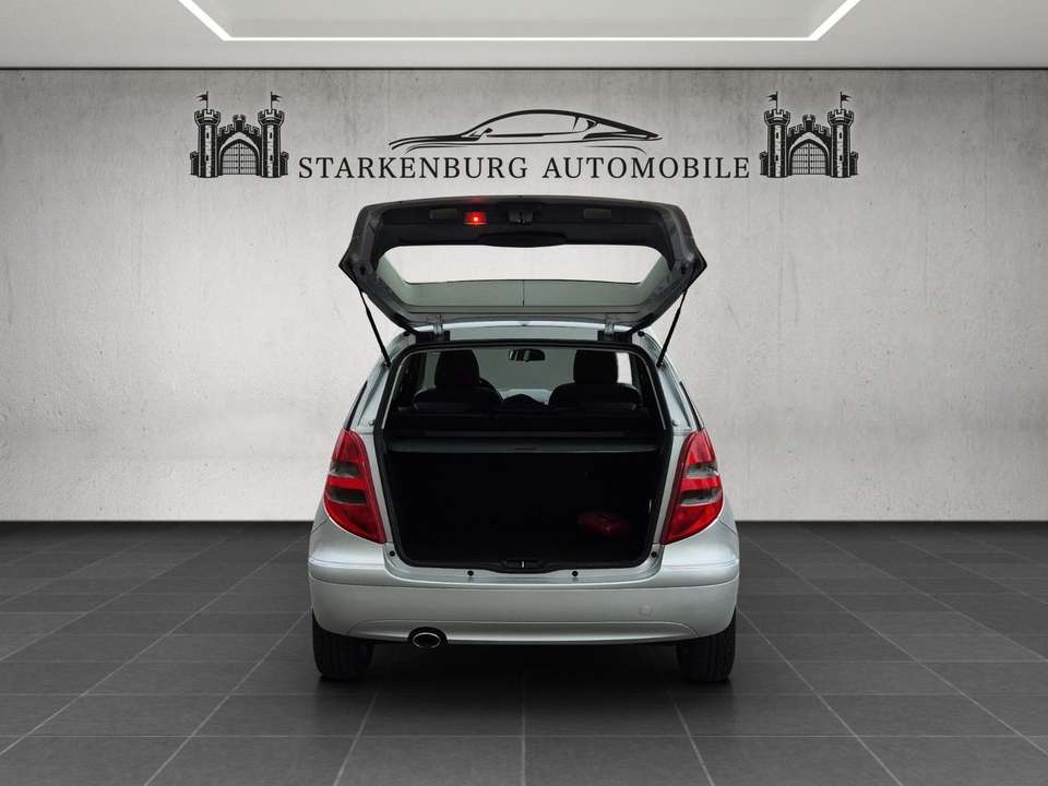 Mercedes-Benz A 180 - Imagem 9