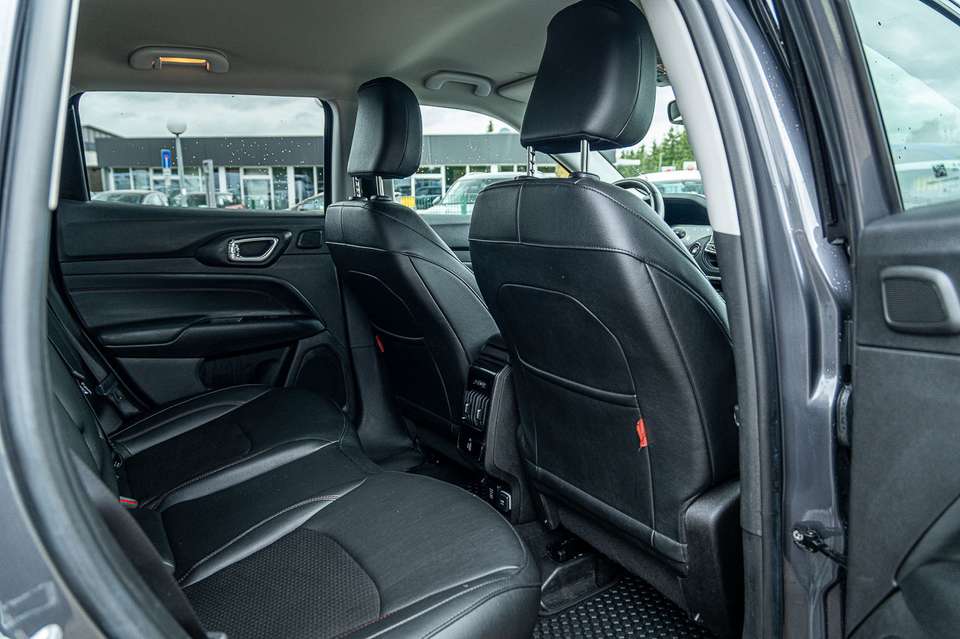 Jeep Compass - Imagem 12