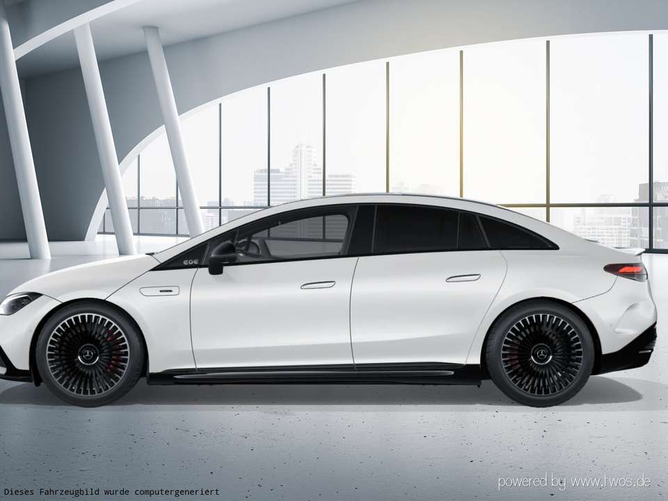 Mercedes-Benz EQE 53 - Imagem 13
