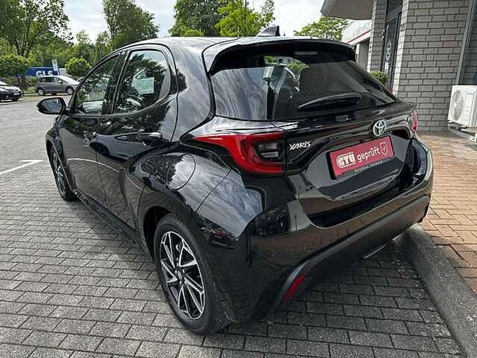 Toyota Yaris - Imagem 6