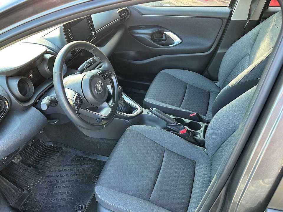 Toyota Yaris - Imagem 7