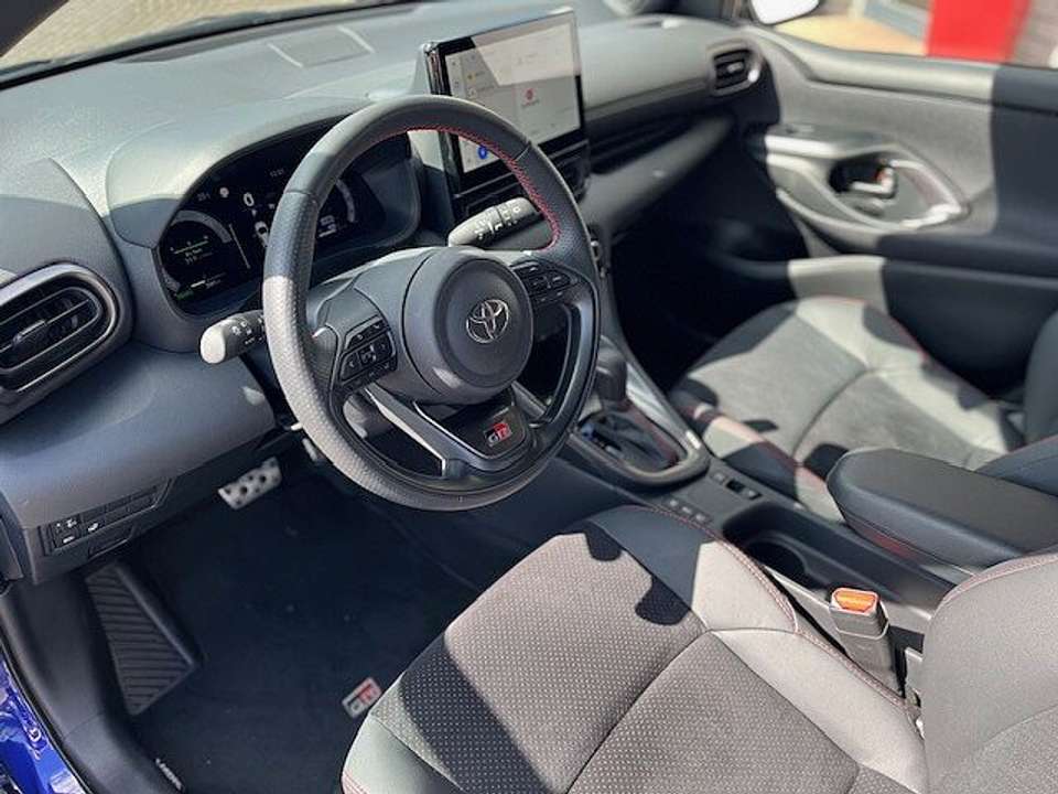 Toyota Yaris - Imagem 11