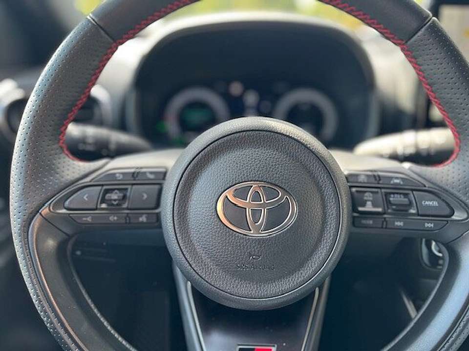 Toyota Yaris - Imagem 13