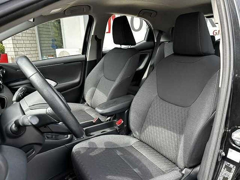 Toyota Yaris - Imagem 13