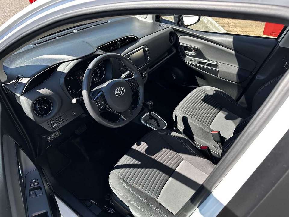 Car picture 10