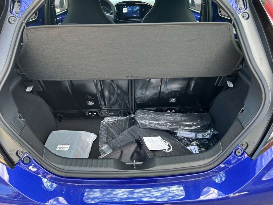 Toyota Aygo X - Imagem 4