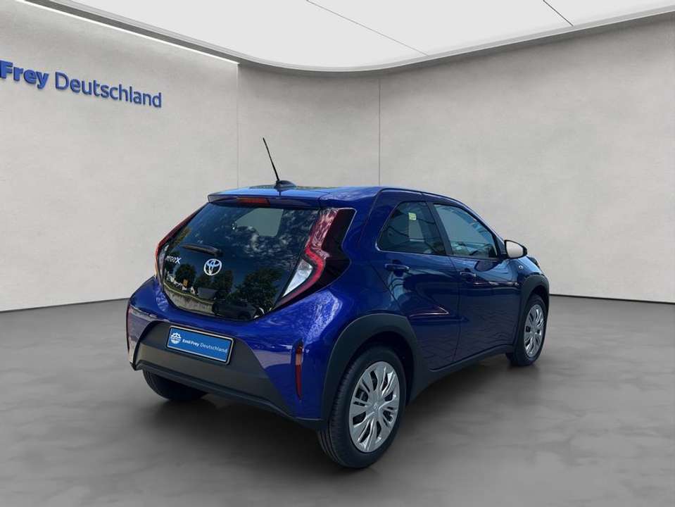 Toyota Aygo X - Imagem 5