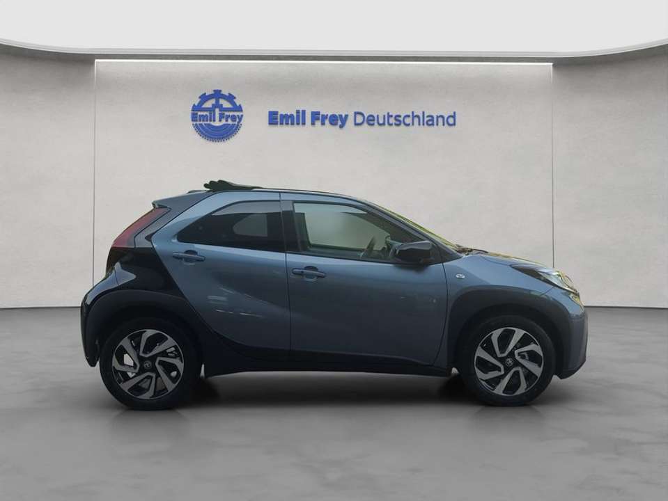 Car picture 6