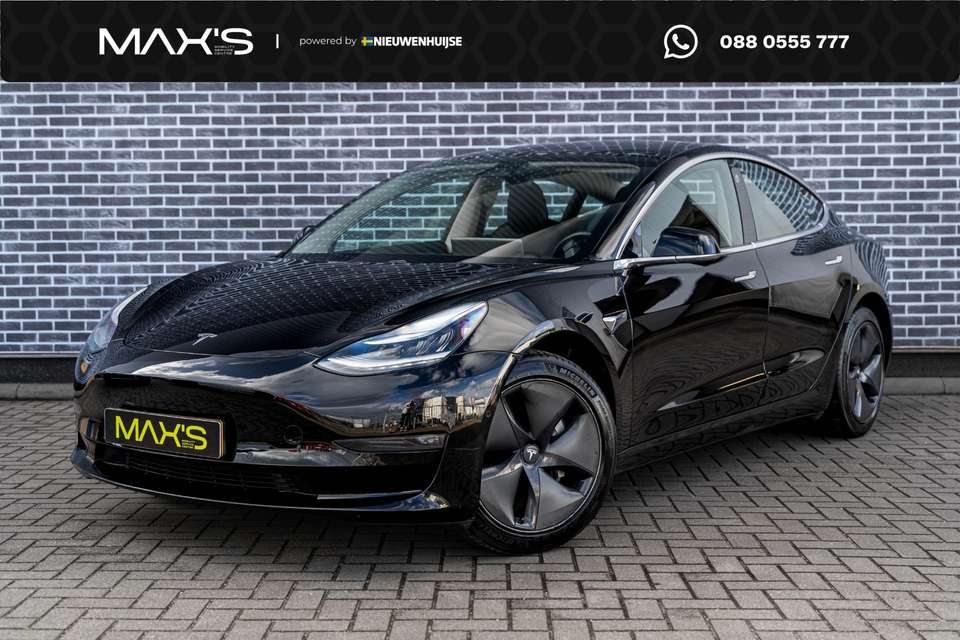 Tesla Model 3 - Imagem 1
