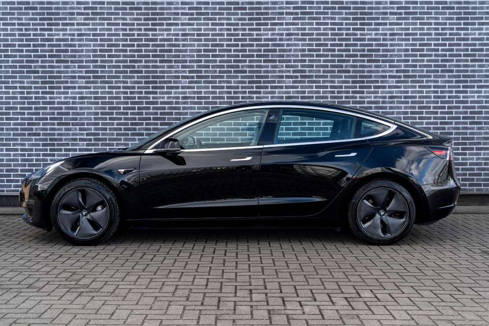 Tesla Model 3 - Imagem 3