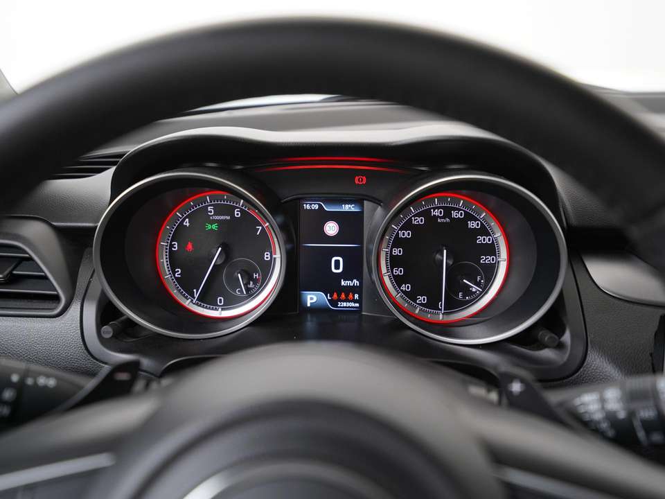 Suzuki Swift - Imagem 8