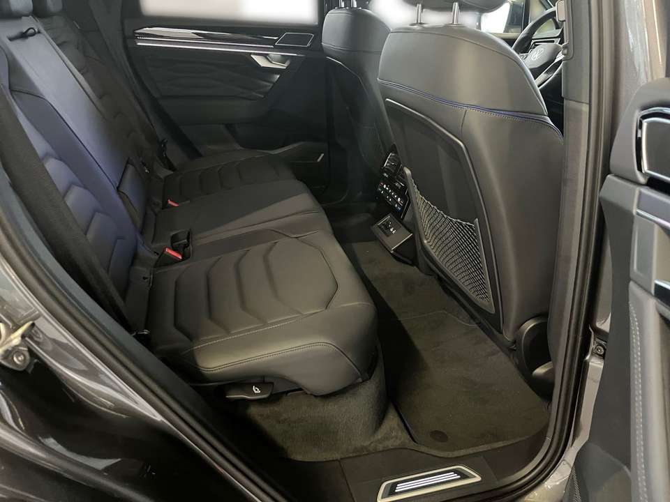 Volkswagen Touareg - Imagem 13