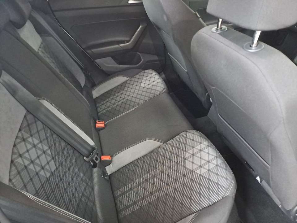 Volkswagen Polo - Imagem 14