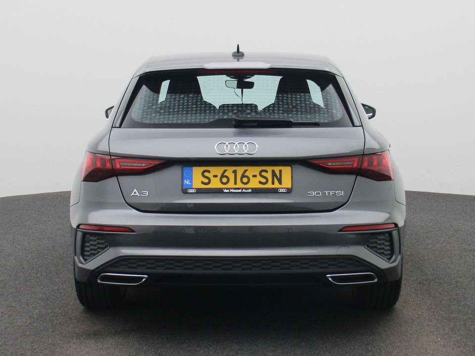 Car picture 5