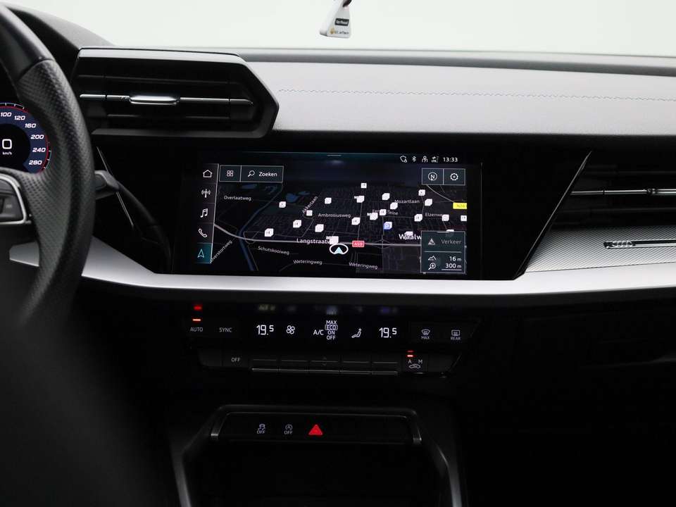 Car picture 9