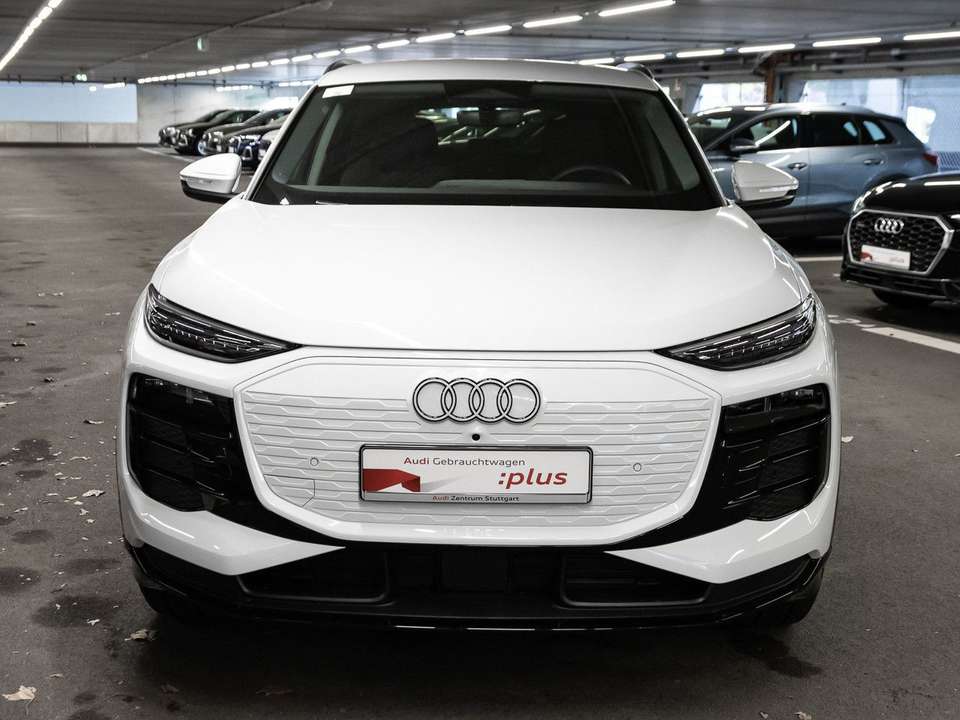 Audi Q6 e-tron - Imagem 12