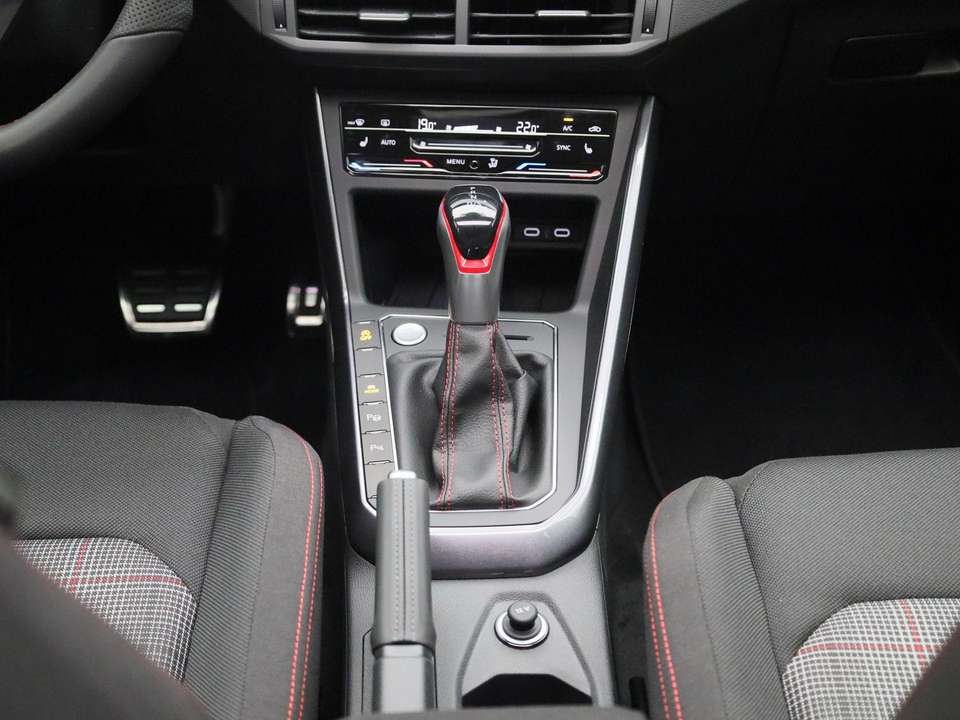 Car picture 9