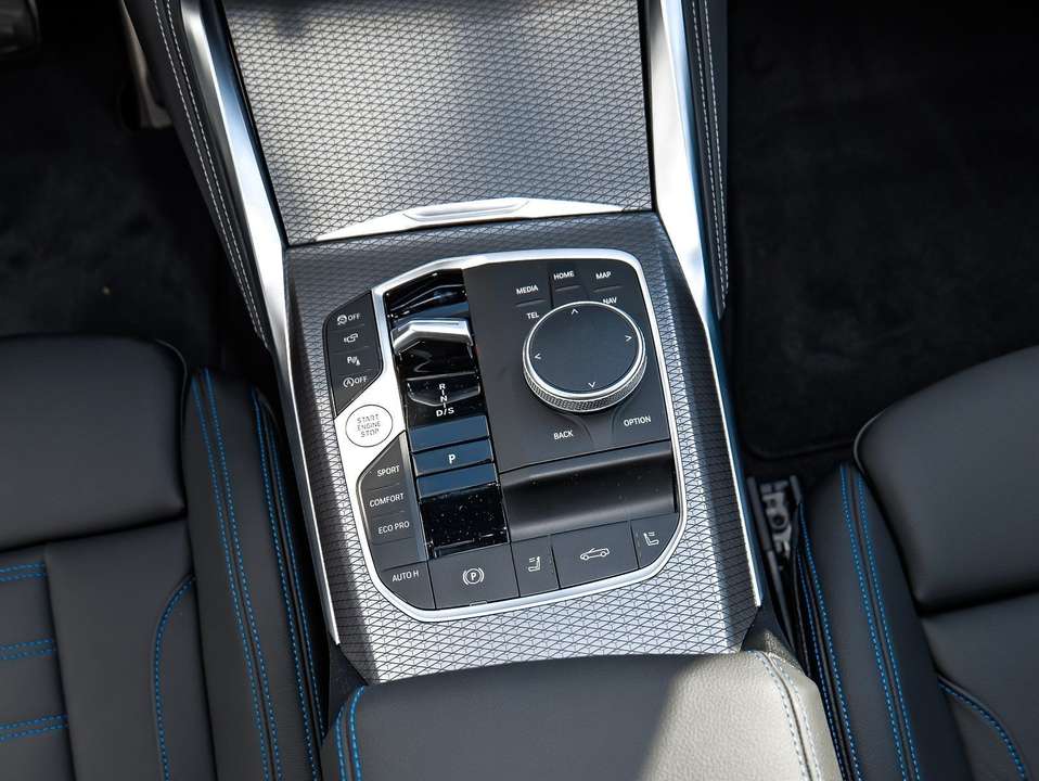 Car picture 11
