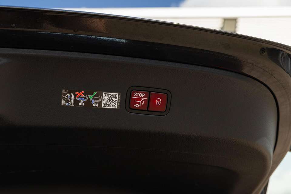 Car picture 17