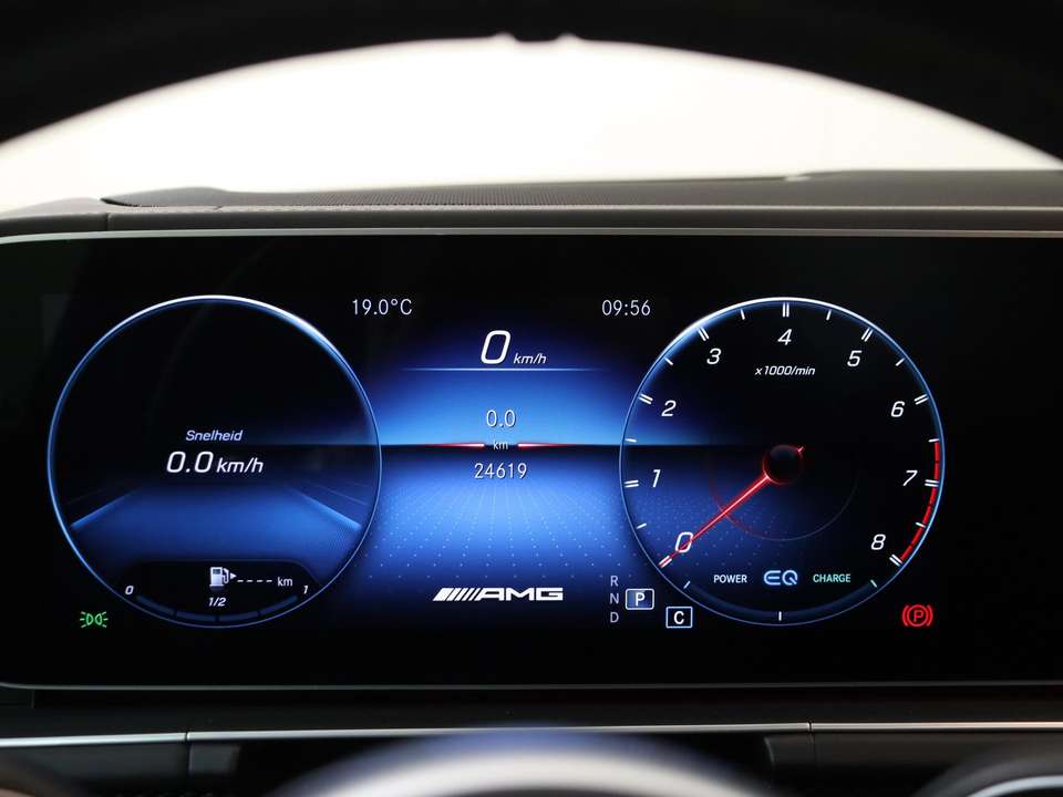 Mercedes-Benz GLE 53 AMG - Imagem 13