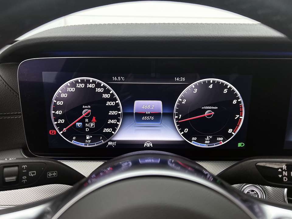 Mercedes-Benz E 200 - Imagem 5