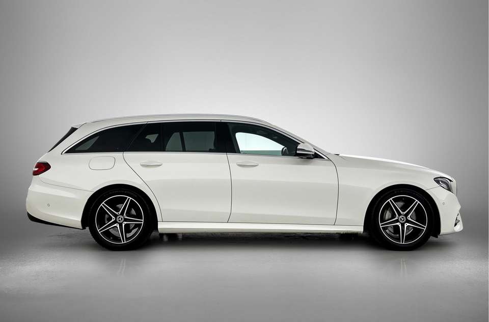 Mercedes-Benz E 200 - Imagem 12