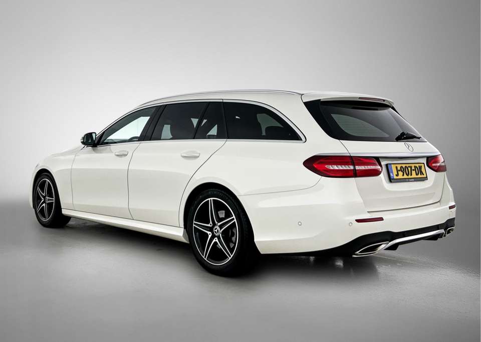 Mercedes-Benz E 200 - Imagem 14
