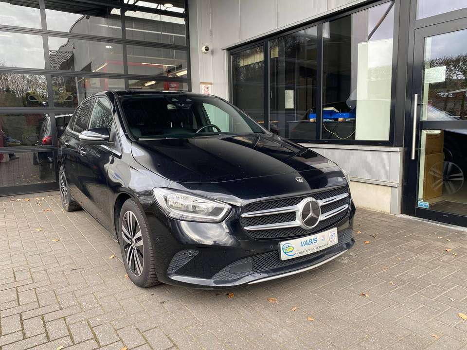 Mercedes-Benz B 200 - Imagem 1