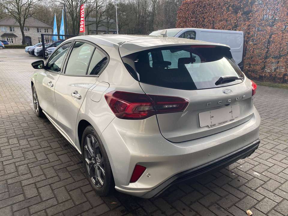 Ford Focus - Imagem 10