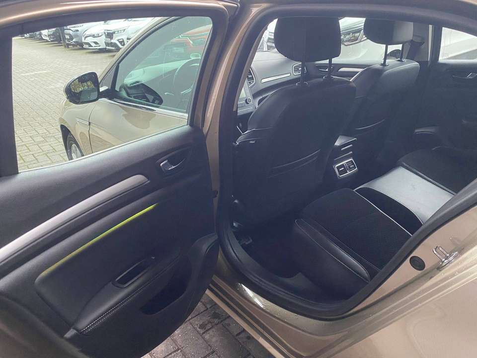 Car picture 10