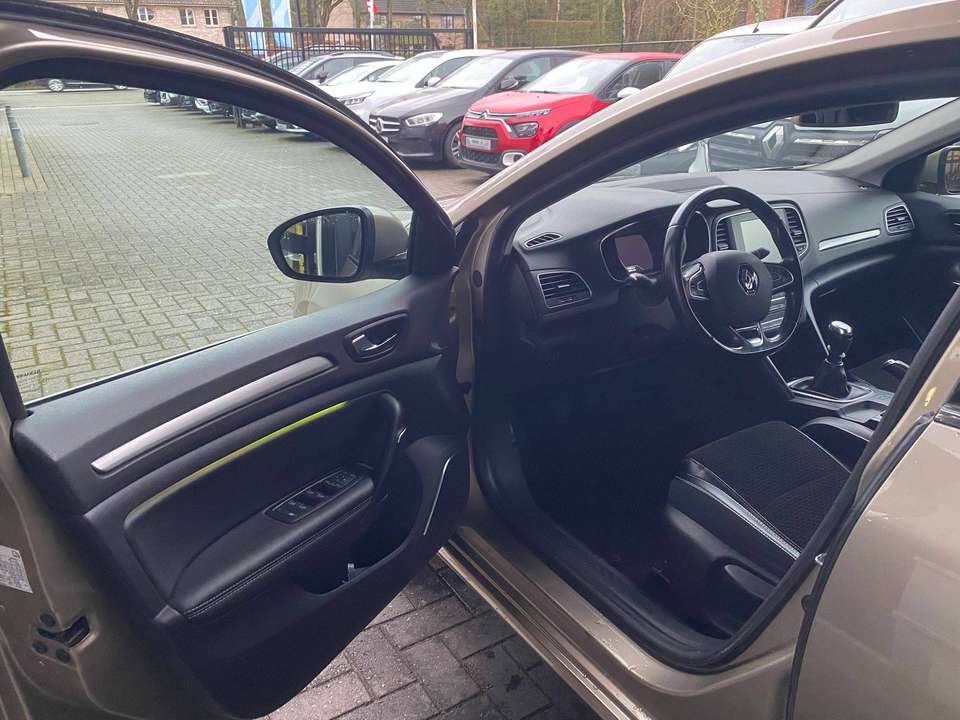 Car picture 12