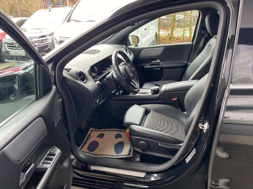 Mercedes-Benz B 200 - Imagem 12