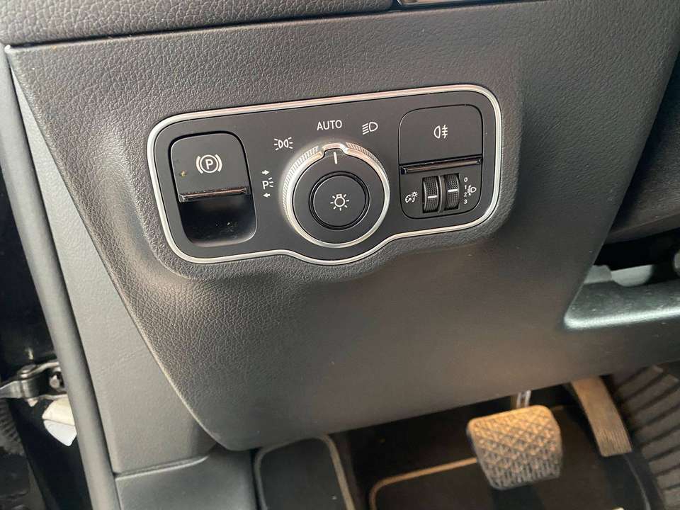 Mercedes-Benz B 200 - Imagem 14