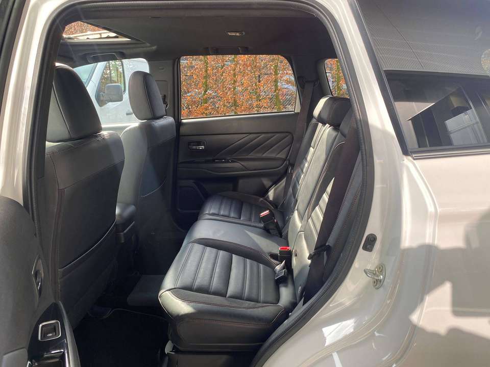 Mitsubishi Outlander - Imagem 11