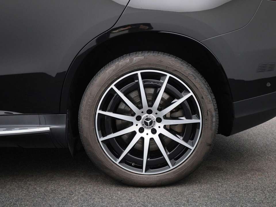 Mercedes-Benz EQC 400 - Imagem 15