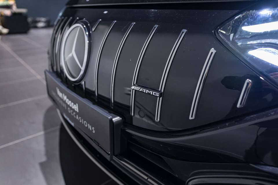 Mercedes-Benz EQE 43 - Imagem 14