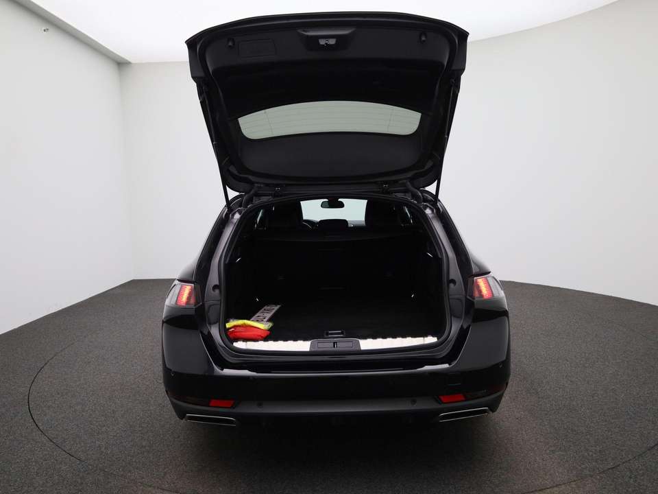 Car picture 11