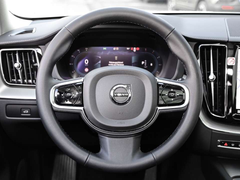 Volvo XC60 - Imagem 6