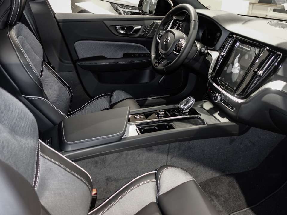 Volvo V60 - Imagem 5