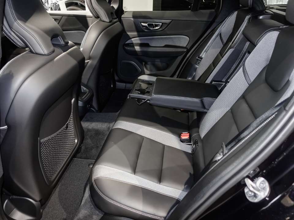 Volvo V60 - Imagem 14