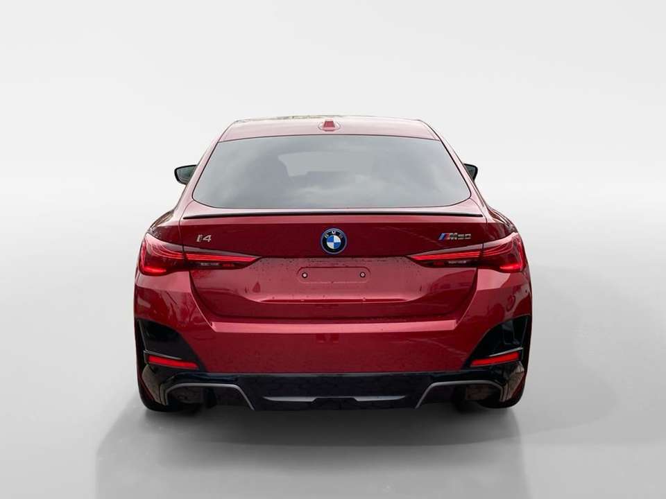 BMW i4 - Imagem 6