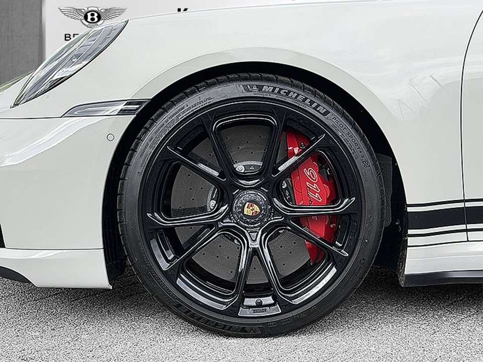 Porsche 992 - Imagem 5