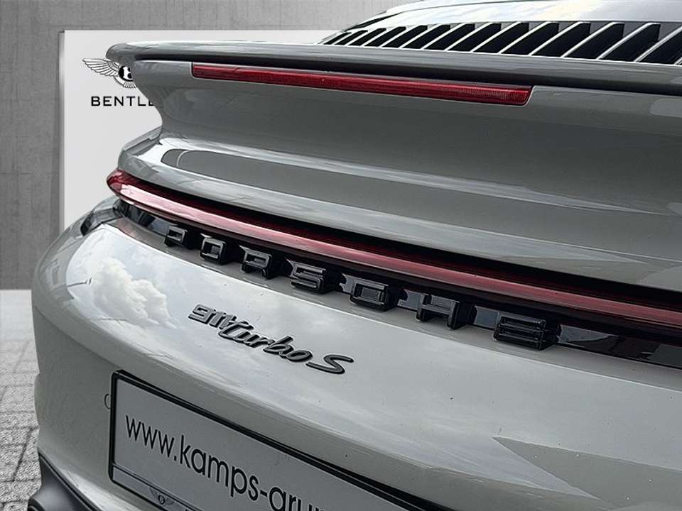 Porsche 992 - Imagem 10