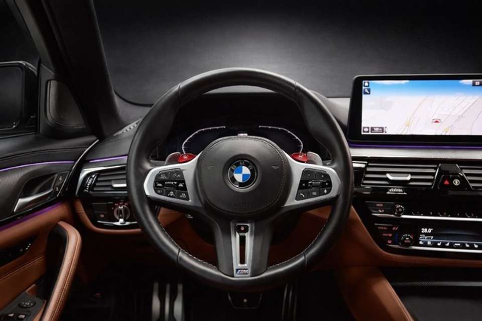 BMW M5 - Imagem 12