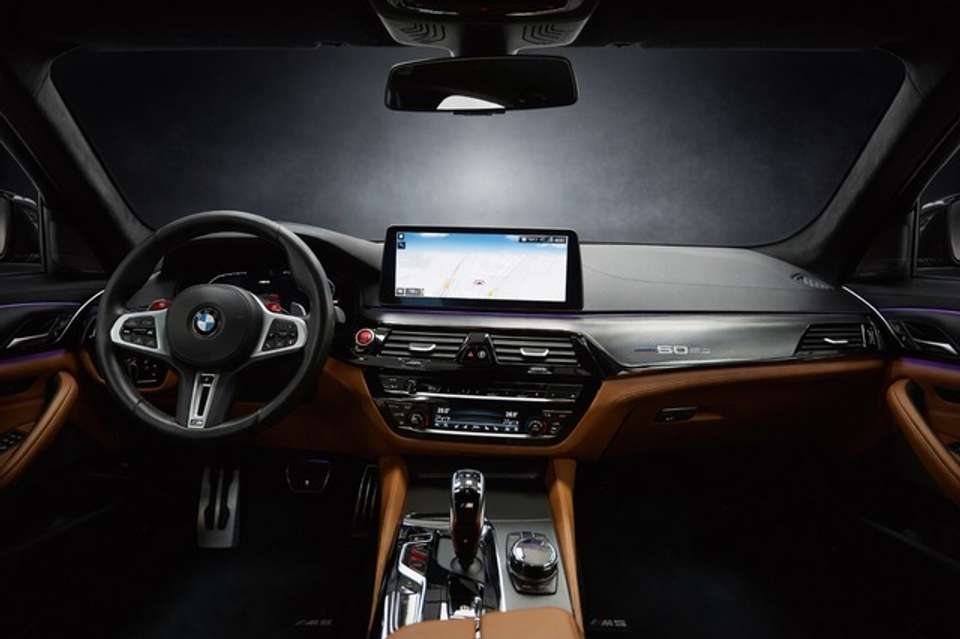 BMW M5 - Imagem 13