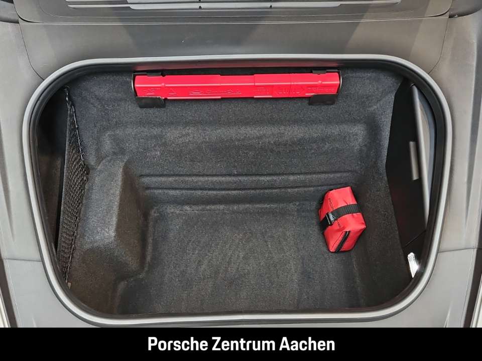 Porsche 992 - Imagem 9