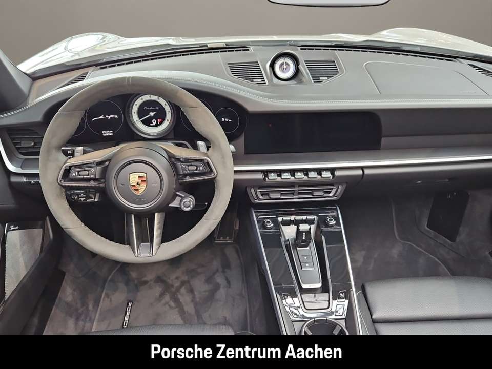 Porsche 992 - Imagem 13