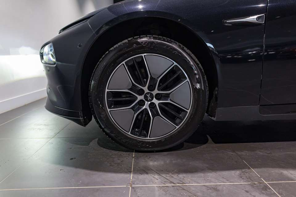 Car picture 9