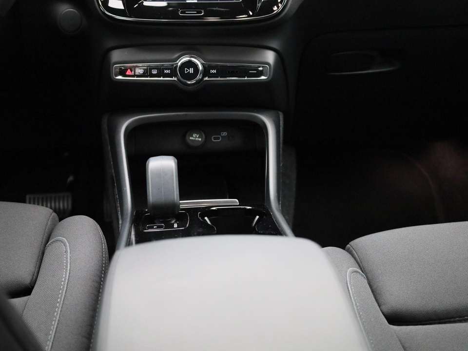 Volvo XC40 - Imagem 12